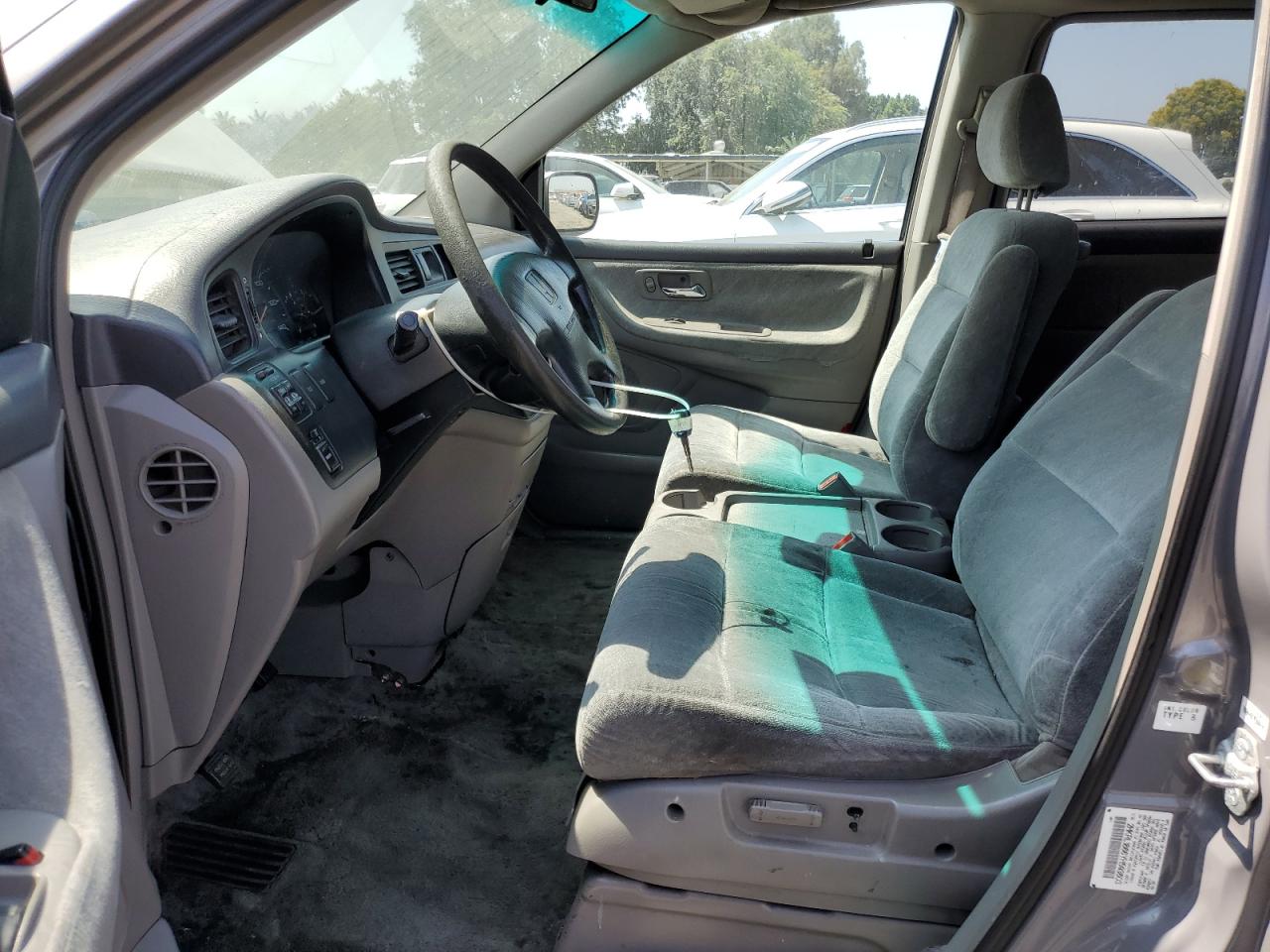 2000 Honda Odyssey Ex VIN: 2HKRL1866YH593603 Lot: 63192365