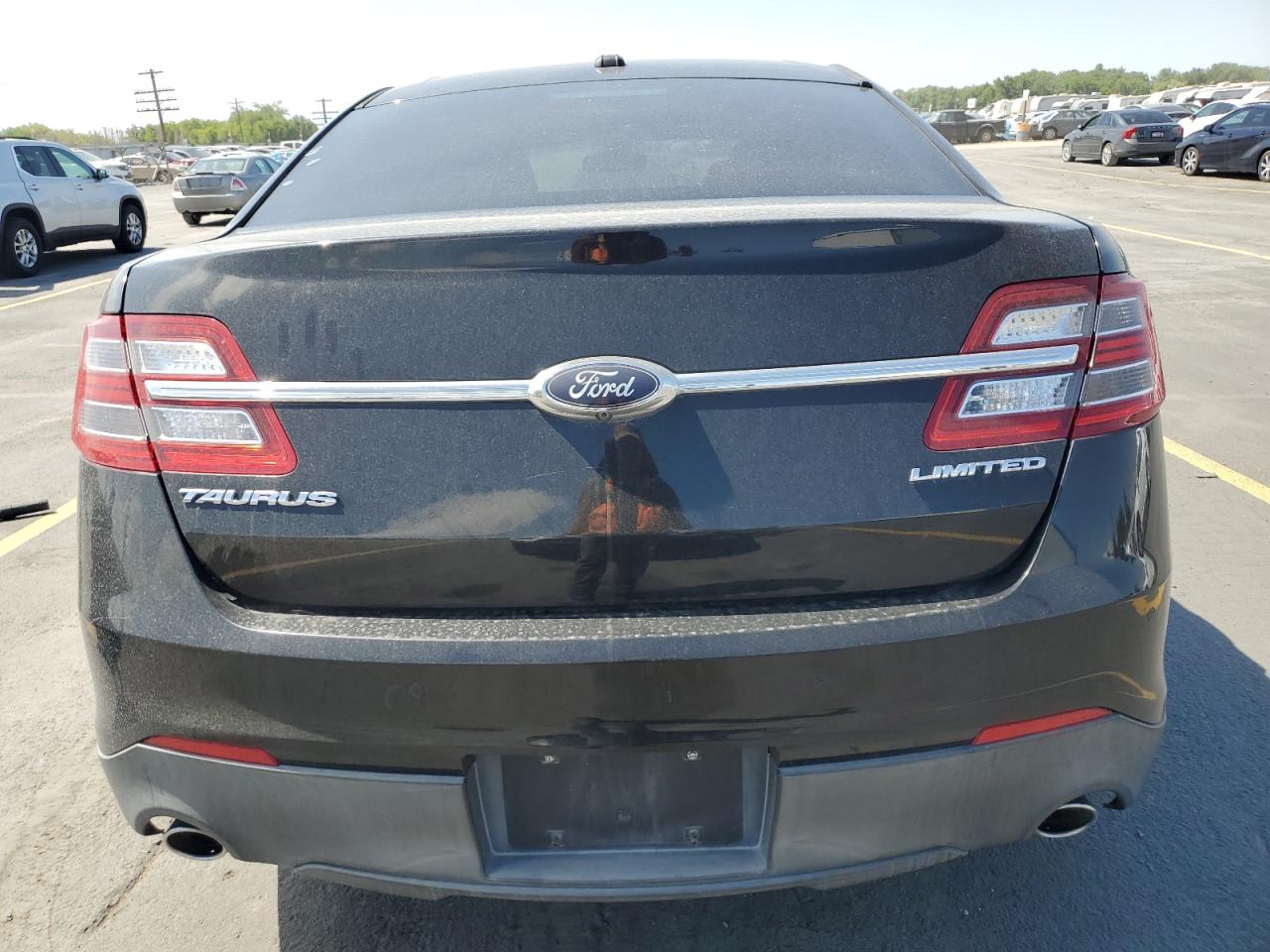 2013 Ford Taurus Limited VIN: 1FAHP2F88DG138279 Lot: 64286825