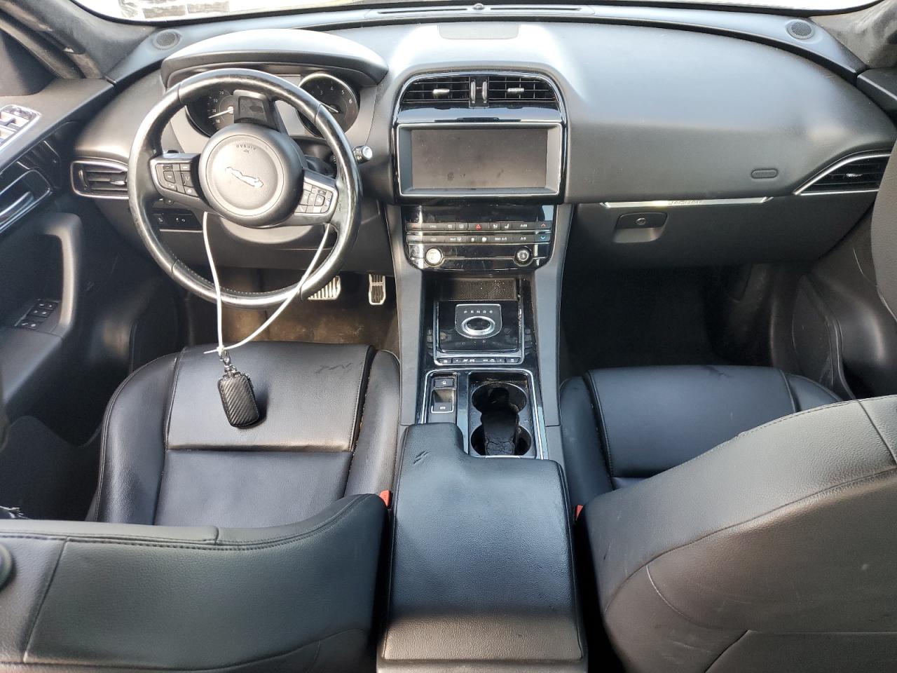 2019 Jaguar F-Pace Premium VIN: SADCJ2FXXKA358153 Lot: 64190655