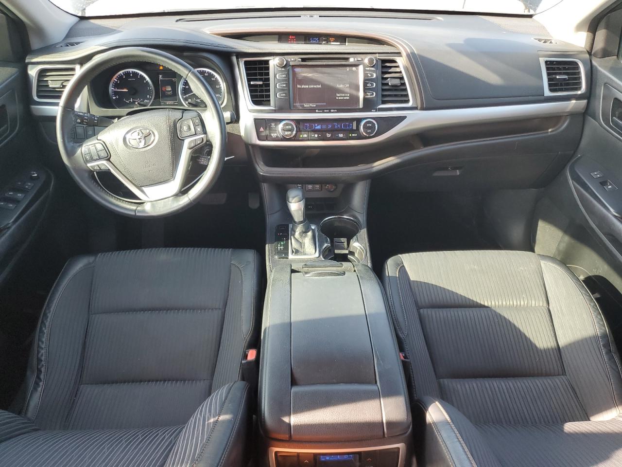 2017 Toyota Highlander Le VIN: 5TDZZRFH8HS196633 Lot: 64607455