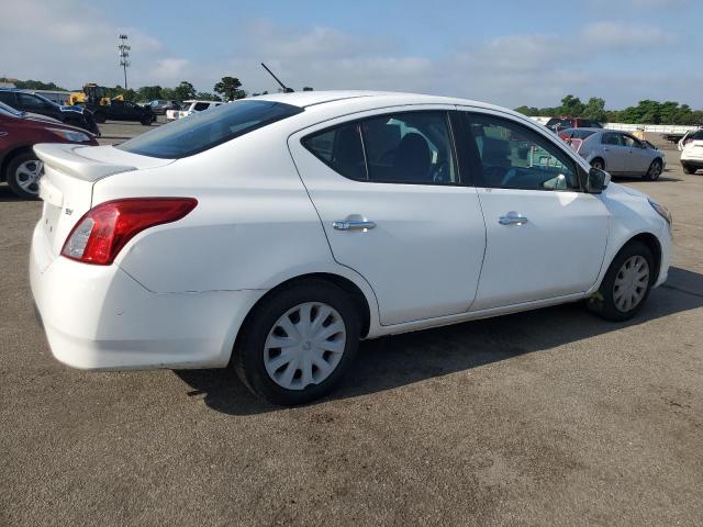  NISSAN VERSA 2019 Biały