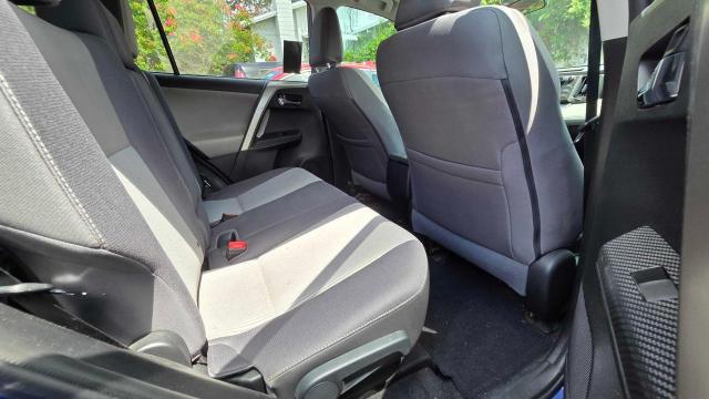 Parquets TOYOTA RAV4 2015 Granatowy