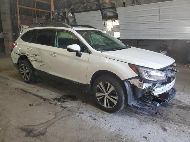  SUBARU OUTBACK 2018 White