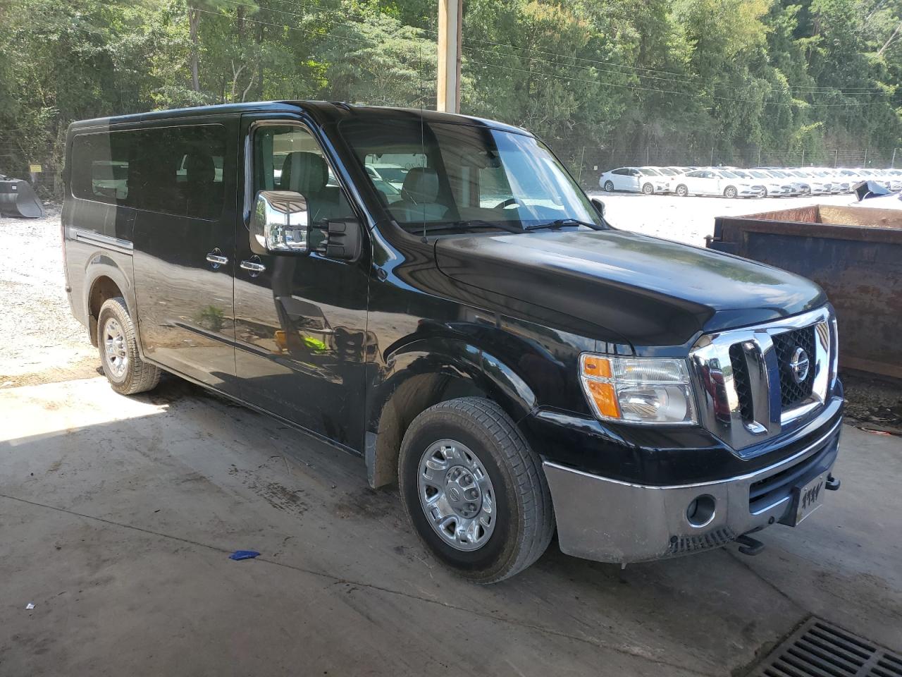 5bzaf0aa4fn852244 5BZAF0AA4FN852244 2015 Nissan Nv 3500 S