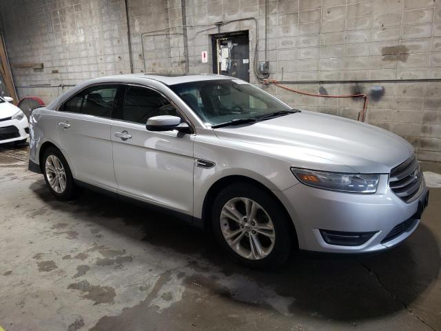 Sedans FORD TAURUS 2014 Silver