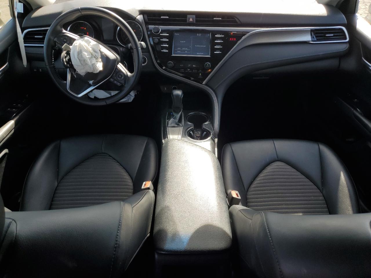 2018 Toyota Camry L VIN: JTNB11HK2J3072833 Lot: 65785655