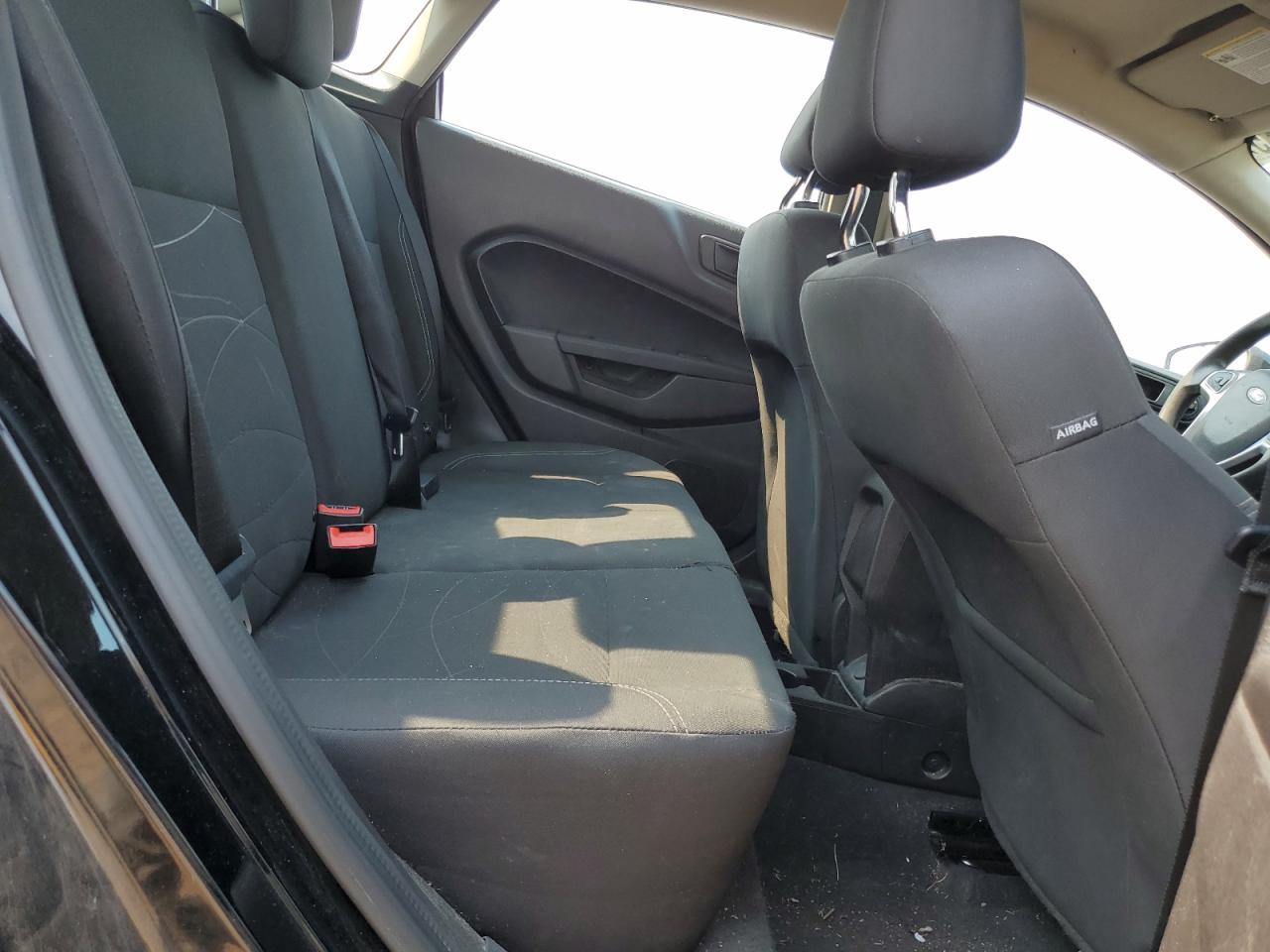 3FADP4BJ9KM132416 2019 Ford Fiesta Se