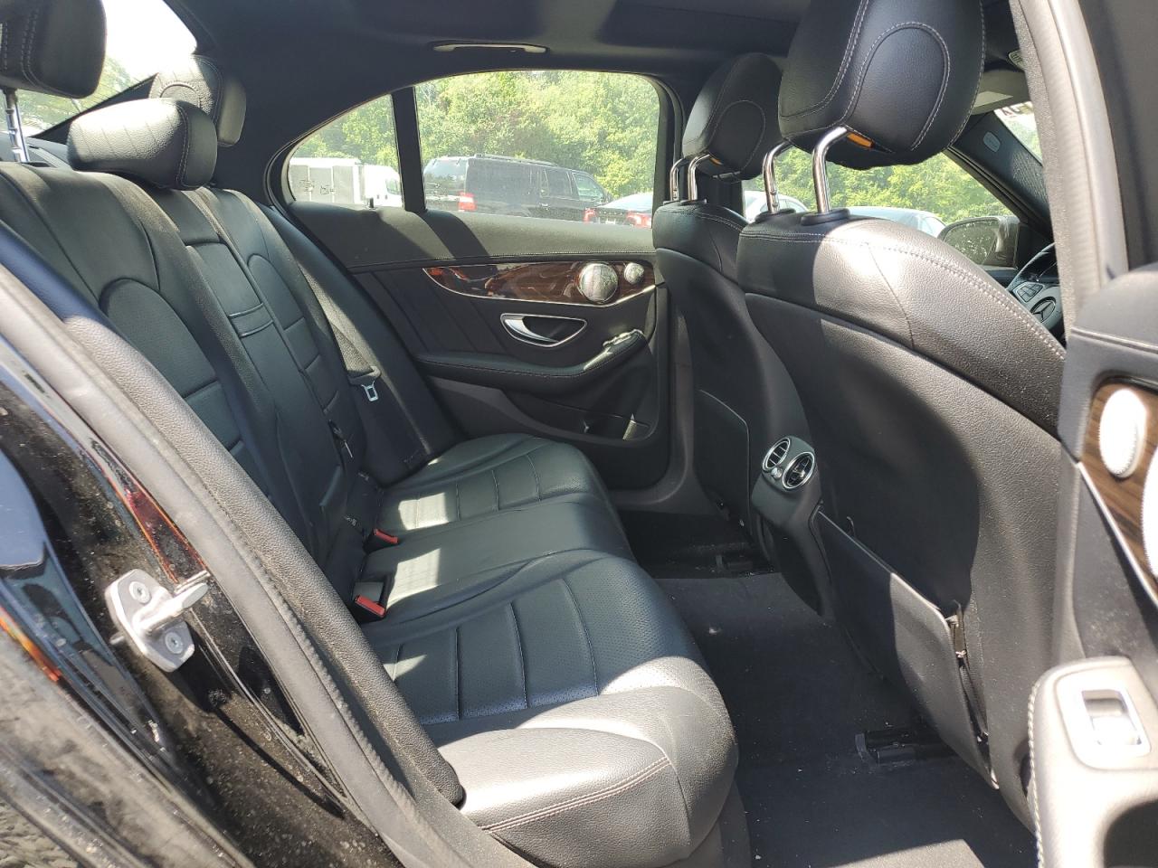 2016 Mercedes-Benz C 300 4Matic VIN: 55SWF4KB3GU167378 Lot: 64636675