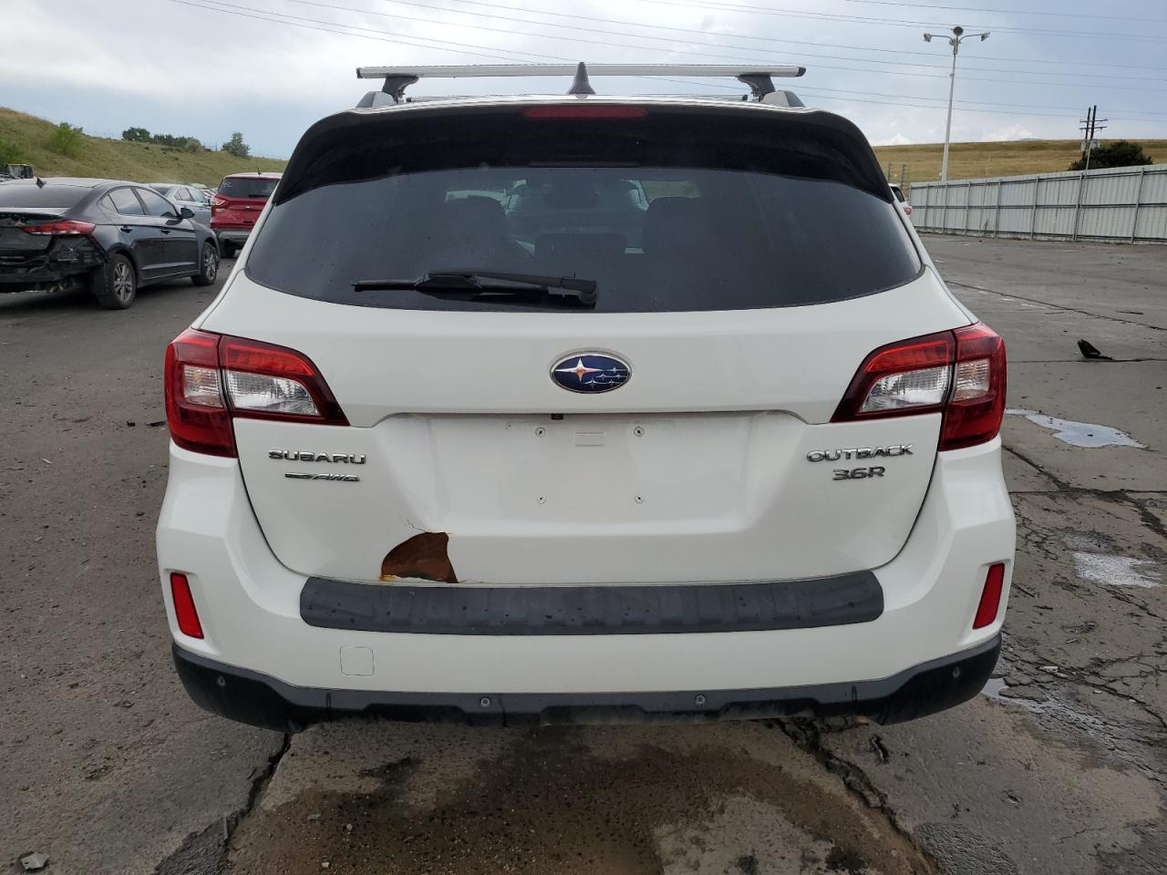 2017 Subaru Outback Touring VIN: 4S4BSETC2H3386948 Lot: 64626305