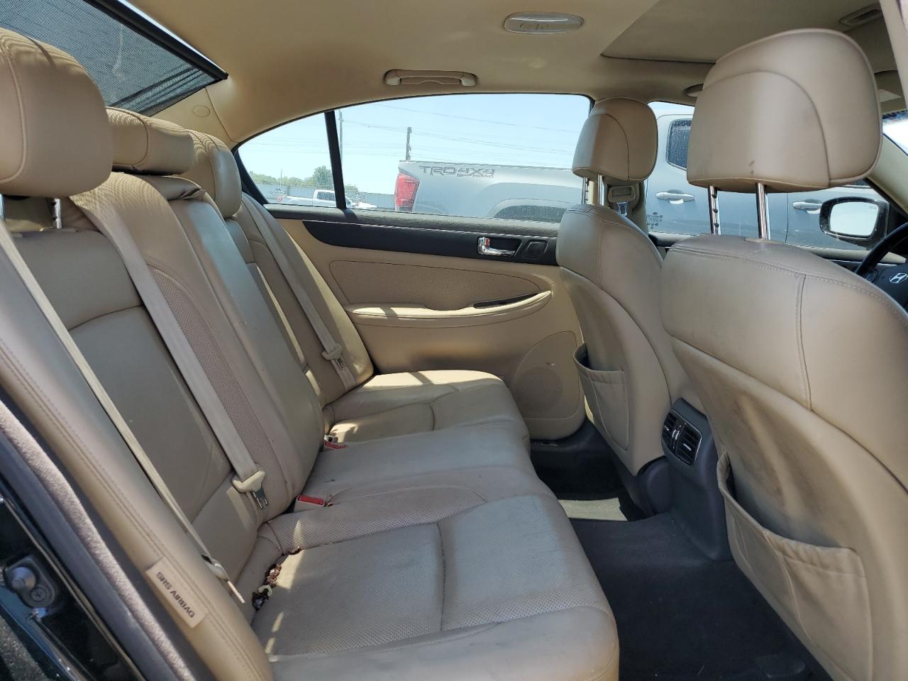2011 Hyundai Genesis 4.6L VIN: KMHGC4DF4BU126591 Lot: 62286625