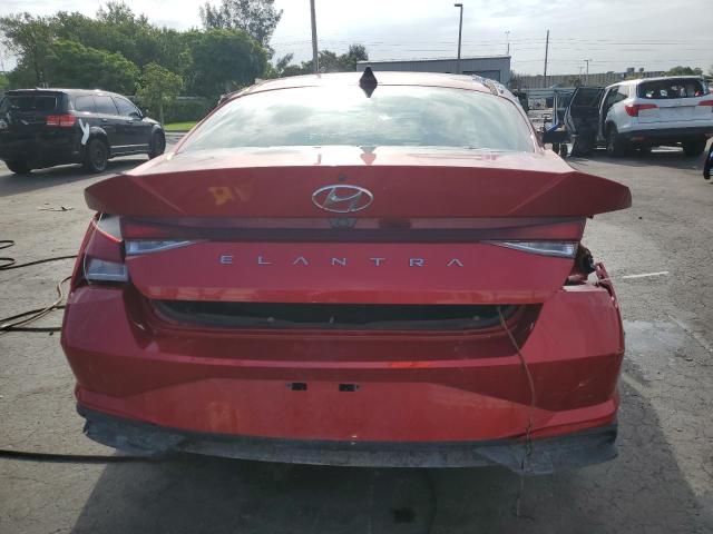  HYUNDAI ELANTRA 2022 Czerwony