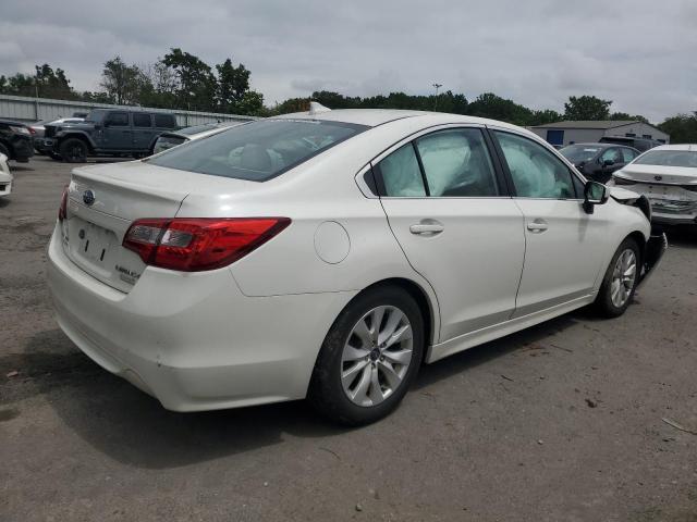  SUBARU LEGACY 2017 Белы
