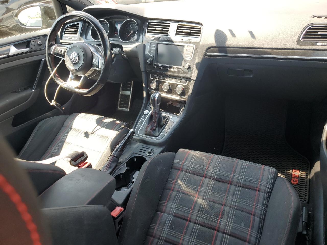 3vw447au1hm041694 3VW447AU1HM041694 2017 Volkswagen Gti S/Se