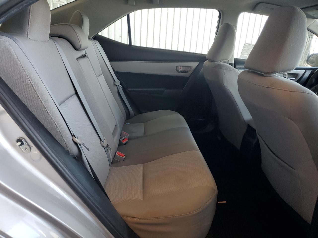 2016 Toyota Corolla L VIN: 5YFBURHEXGP394429 Lot: 64866195