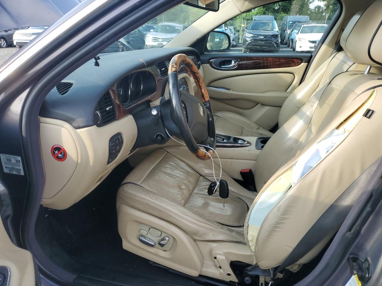 2009 Jaguar Xj8 VIN: SAJWA71B79SH31014 Lot: 64473075