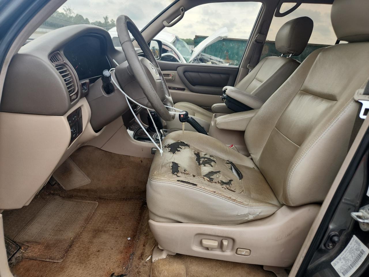 2001 Toyota Land Cruiser VIN: JTEHT05J812004875 Lot: 64414705