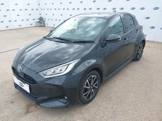 TOYOTA YARIS DESI 2021
