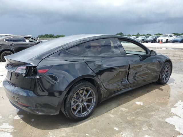  TESLA MODEL 3 2023 Czarny