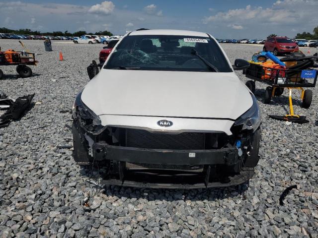  KIA FORTE 2021 Biały