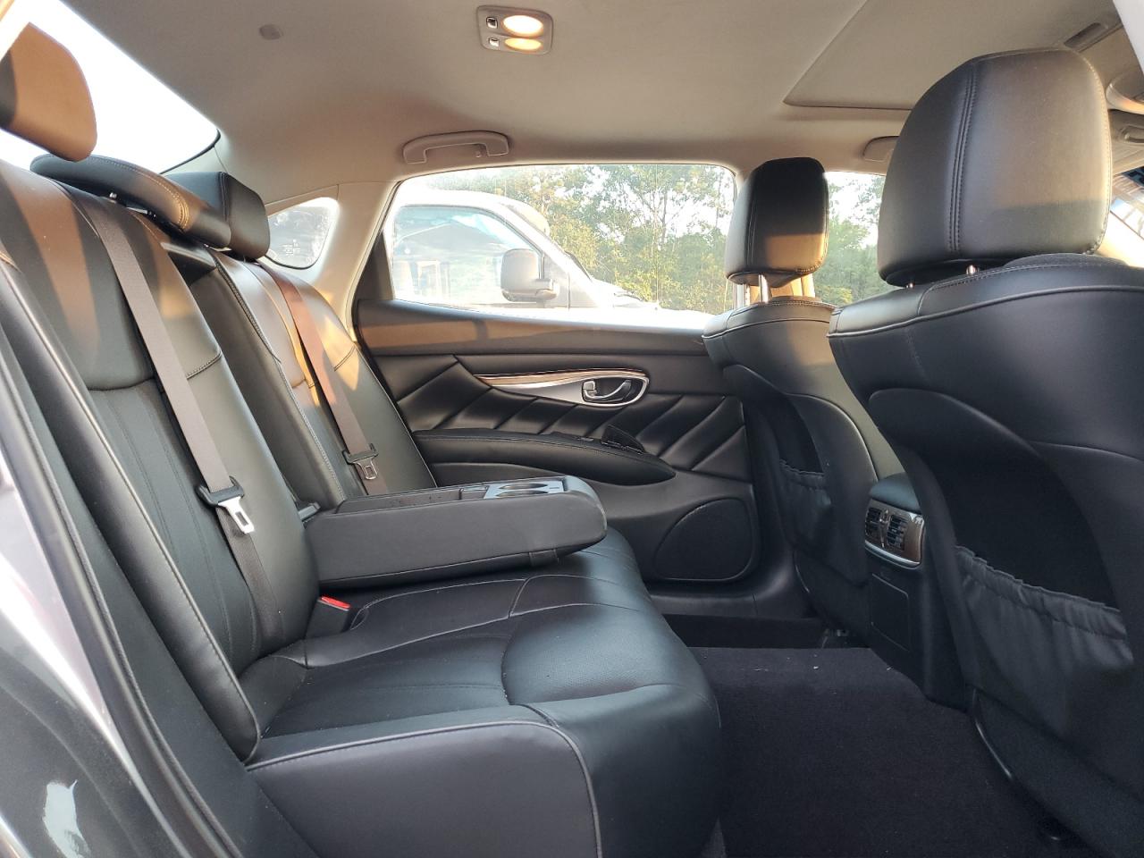 2019 Infiniti Q70L 3.7 Luxe VIN: JN1BY1PP5KM685735 Lot: 63468195