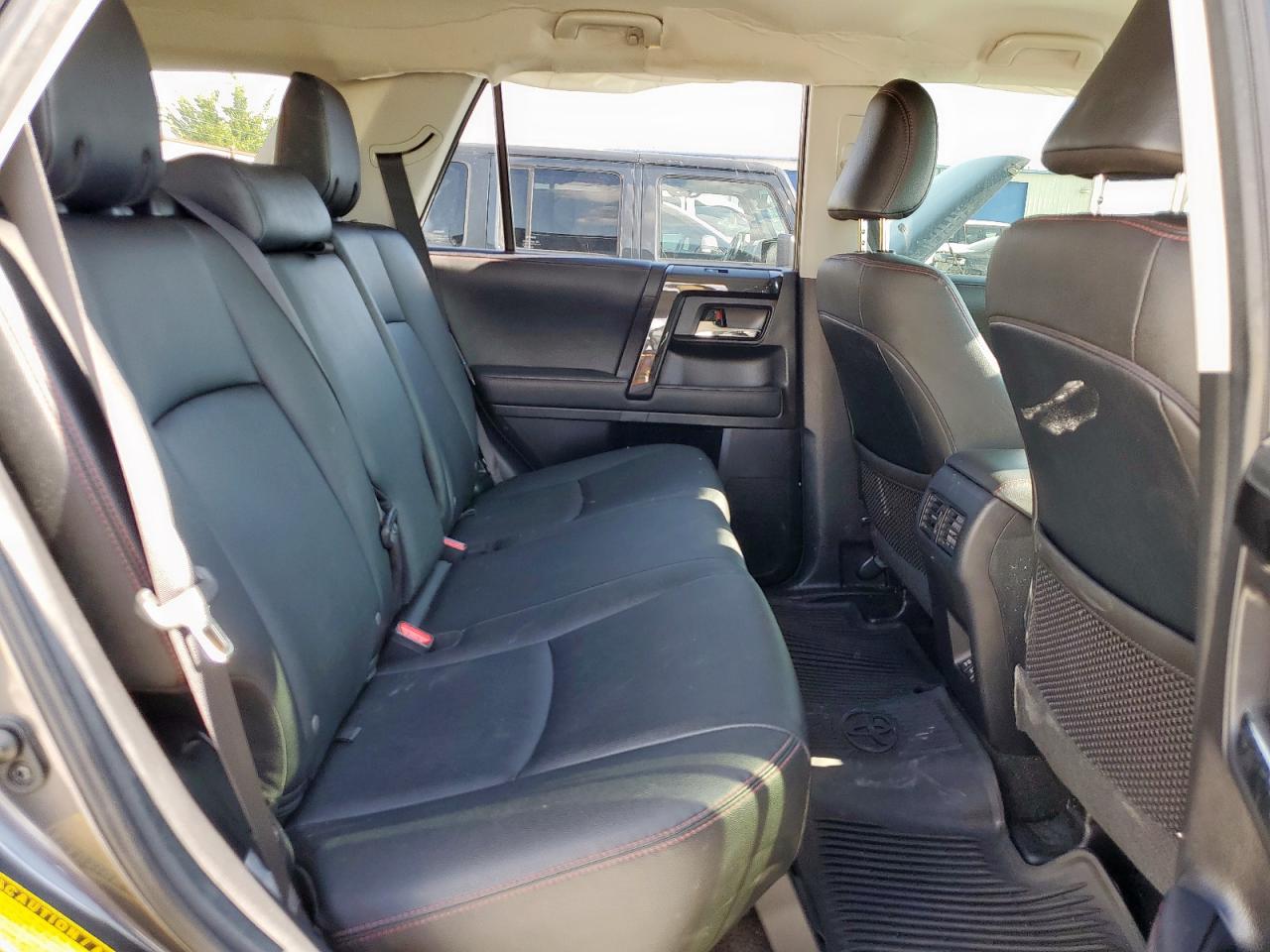 2021 Toyota 4Runner Sr5 Premium VIN: JTERU5JRXM5838188 Lot: 64120235