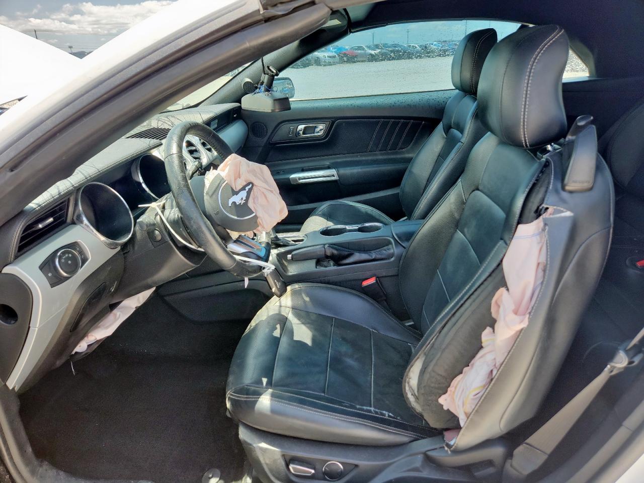 2017 Ford Mustang VIN: 1FATP8UH3H5293453 Lot: 64005695