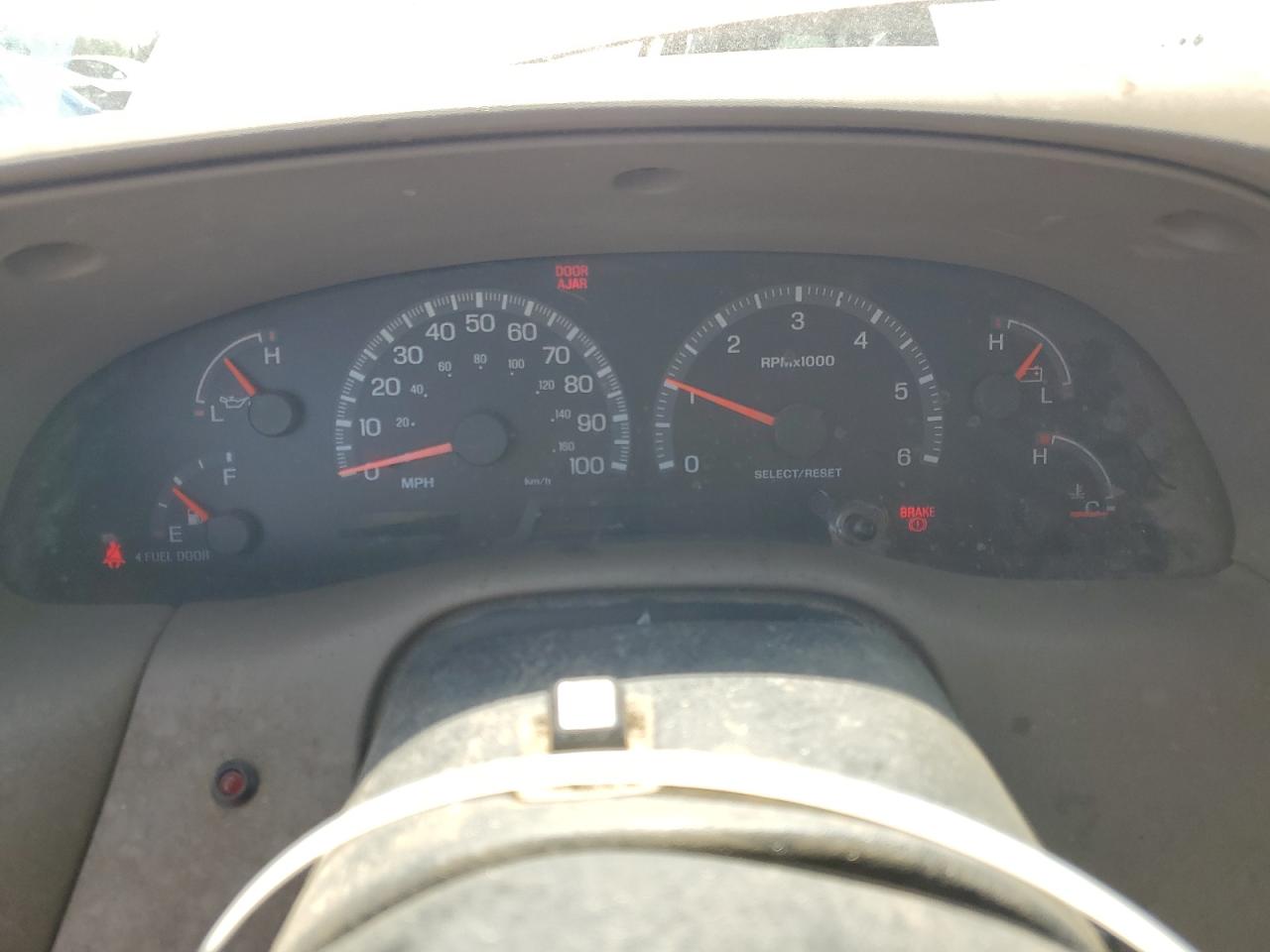 2000 Ford F150 VIN: 1FTZX1729YKA96372 Lot: 63636815