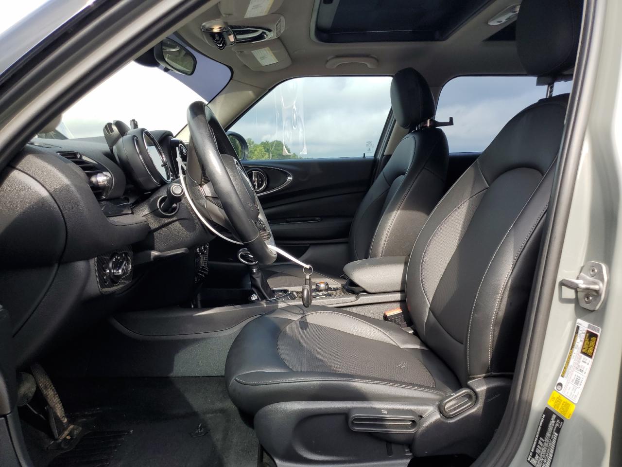 WMWLN5C34H2E33807 2017 Mini Cooper Clubman