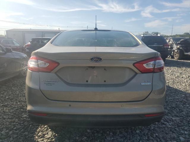 Sedans FORD FUSION 2015 Cream