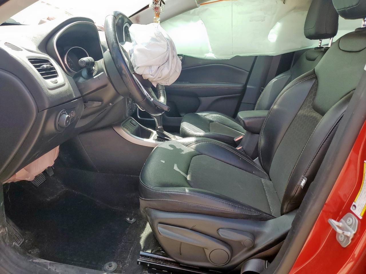 2020 Jeep Compass Latitude VIN: 3C4NJCBB2LT205801 Lot: 66354015