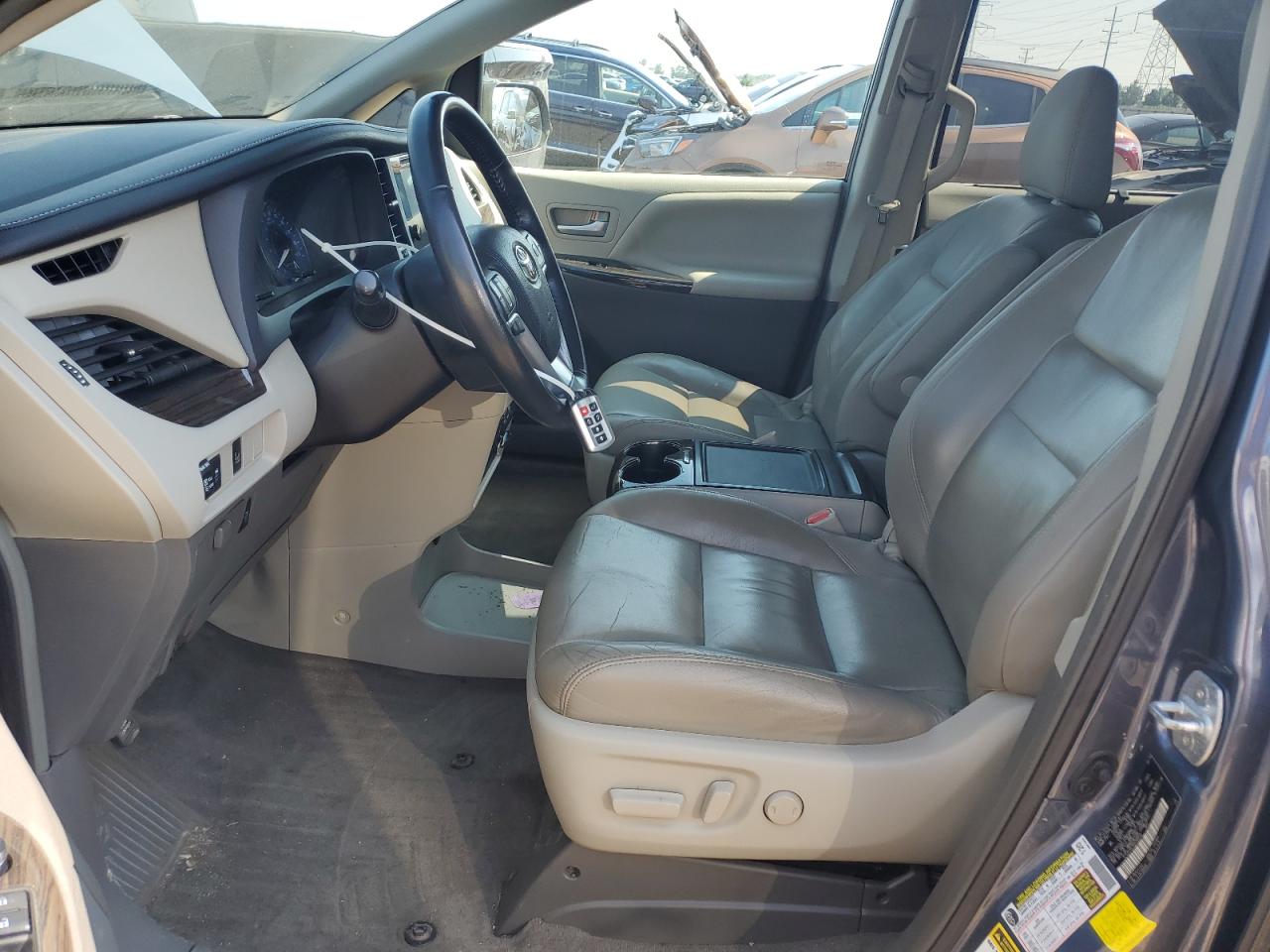 2016 Toyota Sienna Xle VIN: 5TDYK3DCXGS746546 Lot: 64759945