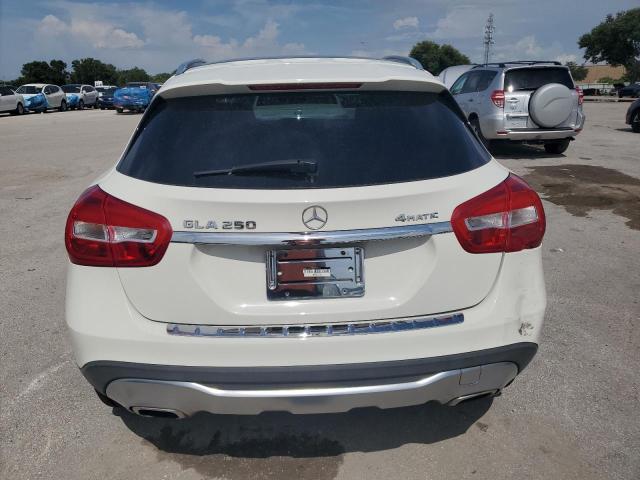  MERCEDES-BENZ GLA-CLASS 2018 Biały