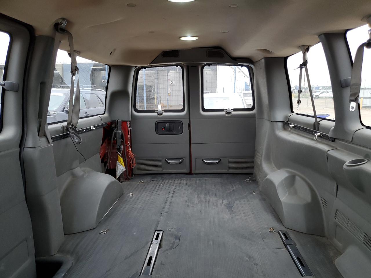 2004 Chevrolet Express G1500 VIN: 1GNFH15T741144129 Lot: 64698655