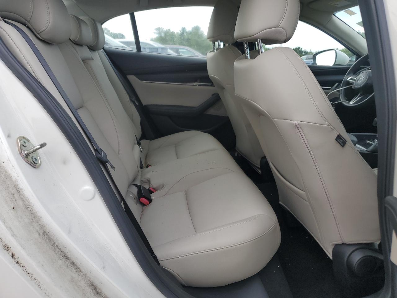 2021 Mazda 3 Preferred VIN: 3MZBPADLXKM106001 Lot: 65534835