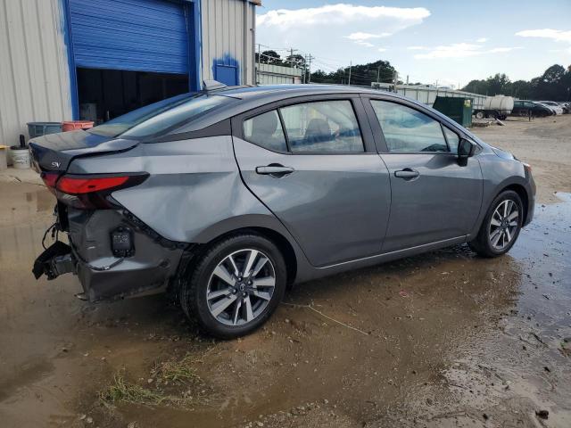  NISSAN VERSA 2023 Gray