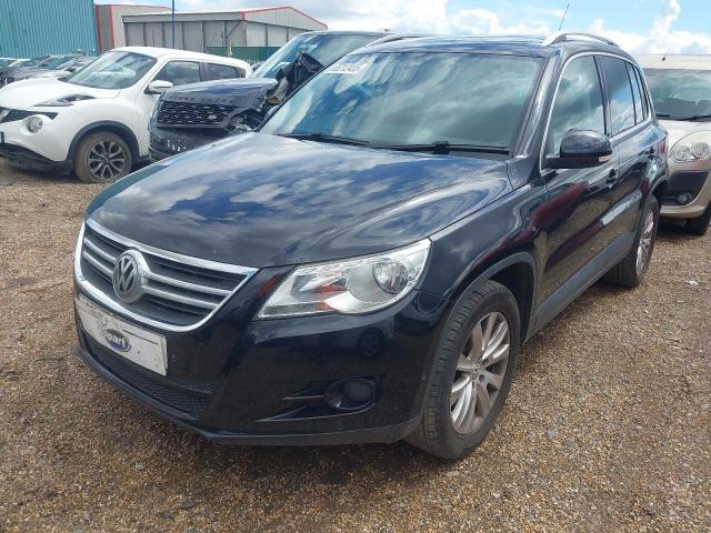 VOLKSWAGEN TIGUAN MAT 2011