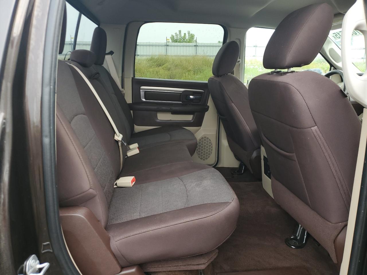 2017 Ram 1500 Slt VIN: 3C6RR7LT4HG595185 Lot: 67061515