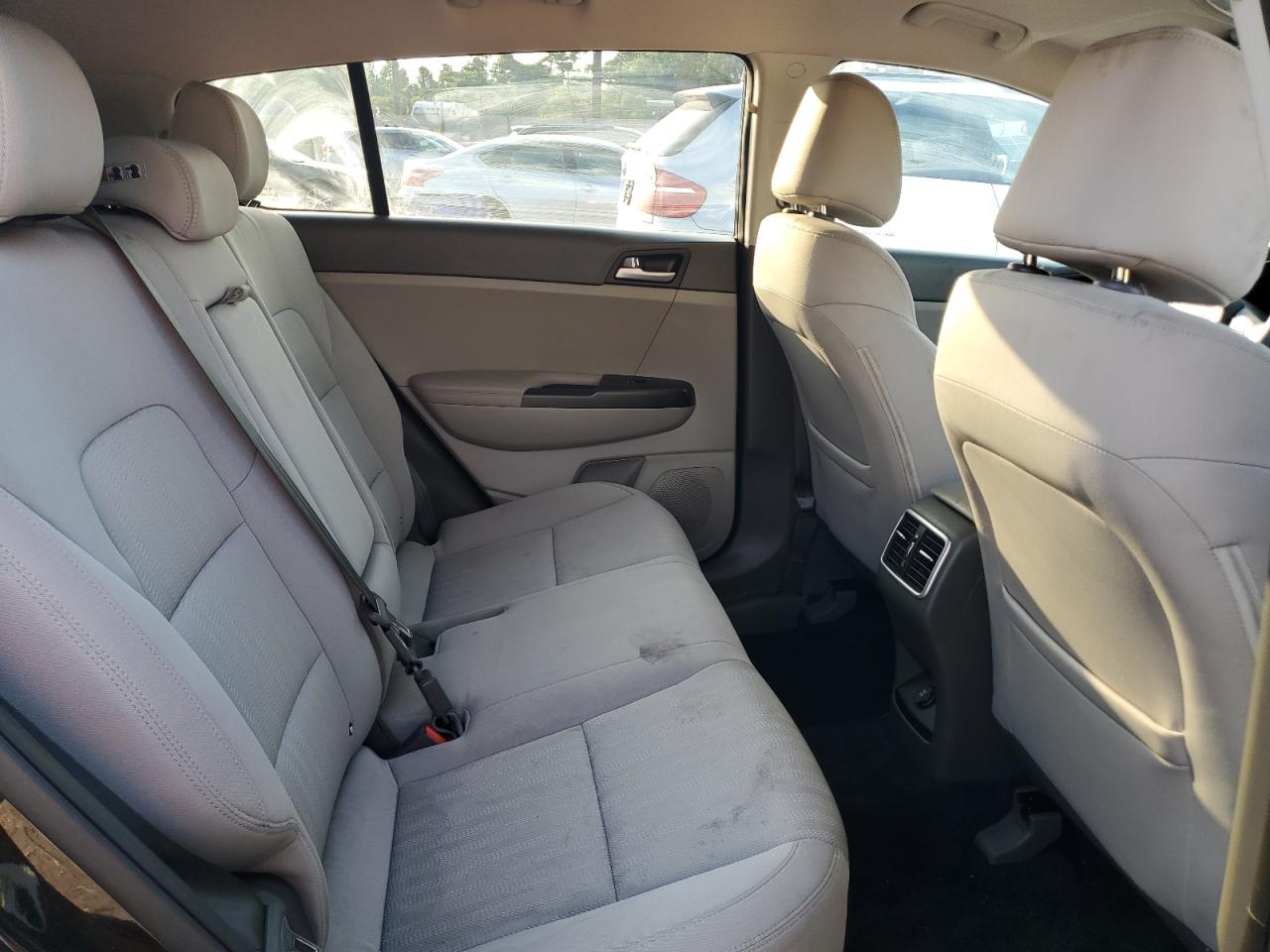 kndpm3ac2h7217548 KNDPM3AC2H7217548 2017 Kia Sportage Lx