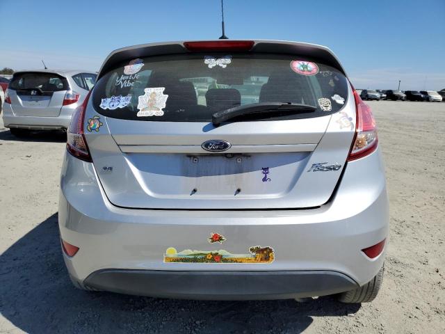  FORD FIESTA 2018 Srebrny