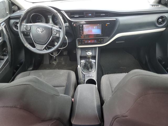  TOYOTA COROLLA 2017 Biały