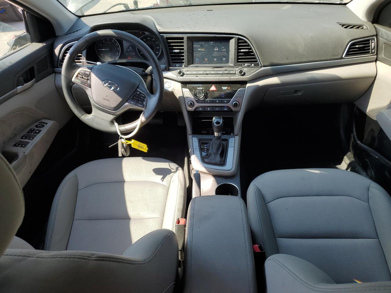 5NPD84LF1HH048154 2017 Hyundai Elantra Se