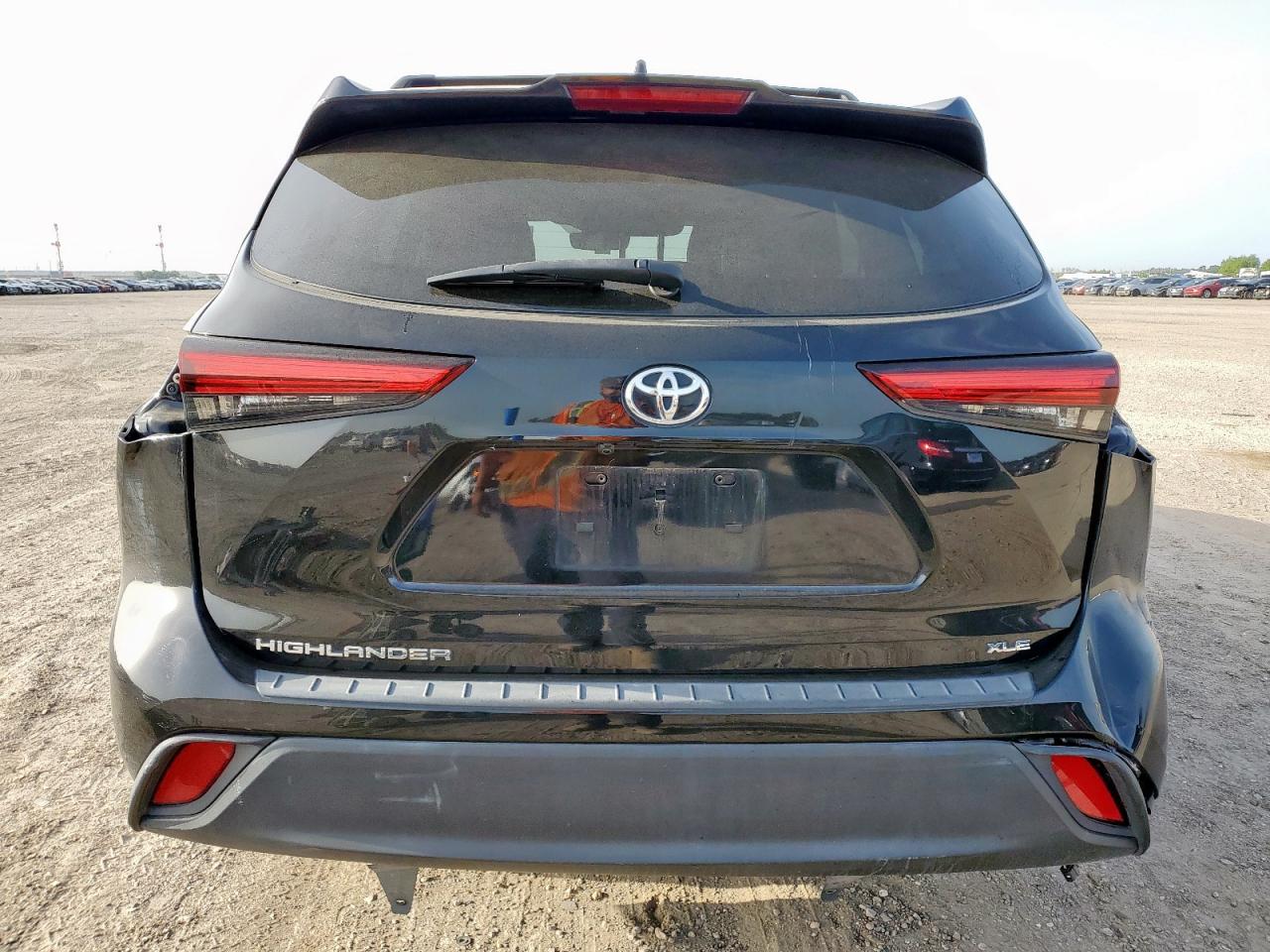 2022 Toyota Highlander Xle VIN: 5TDGZRAH5NS542034 Lot: 62713205