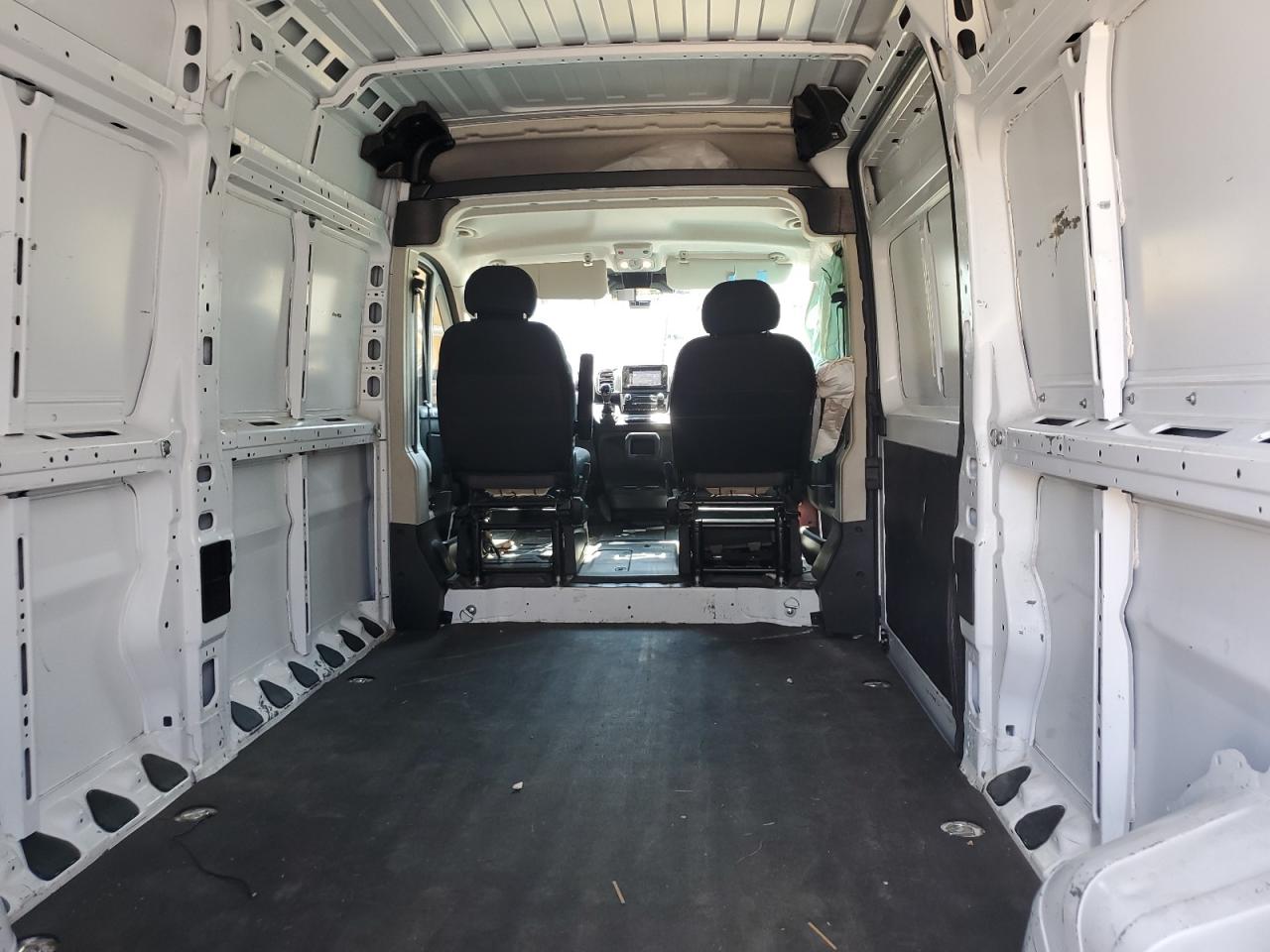 2022 Ram Promaster 2500 2500 High VIN: 3C6LRVDGXNE116271 Lot: 65210065