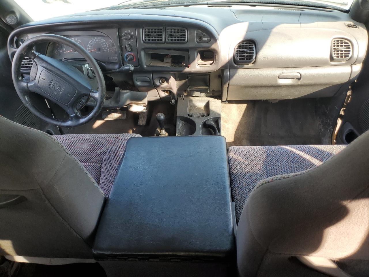 2002 Dodge Ram 2500 VIN: 3B7KF23W62M275732 Lot: 64232195