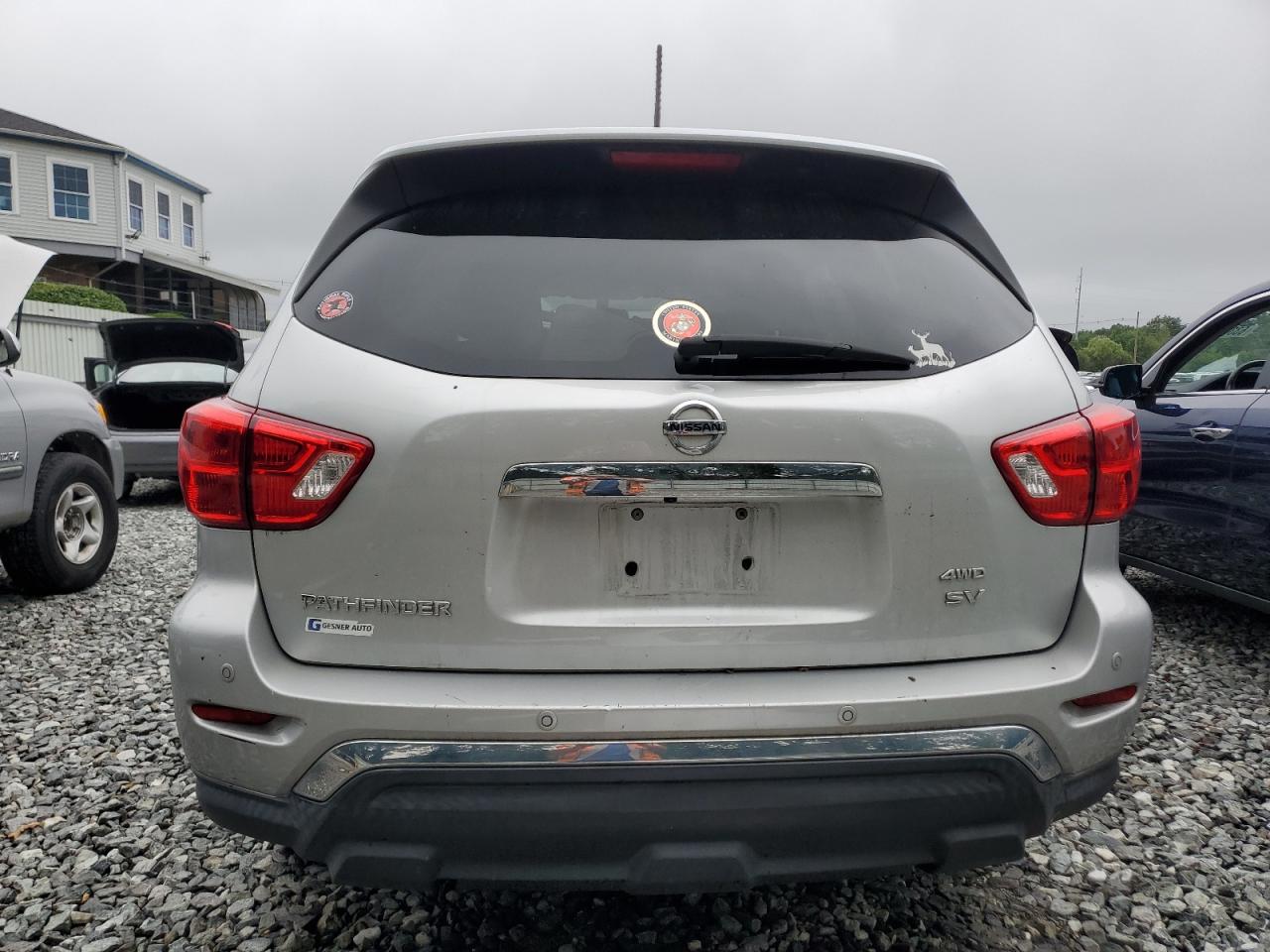 2018 Nissan Pathfinder S VIN: 5N1DR2MM3JC629361 Lot: 63489425