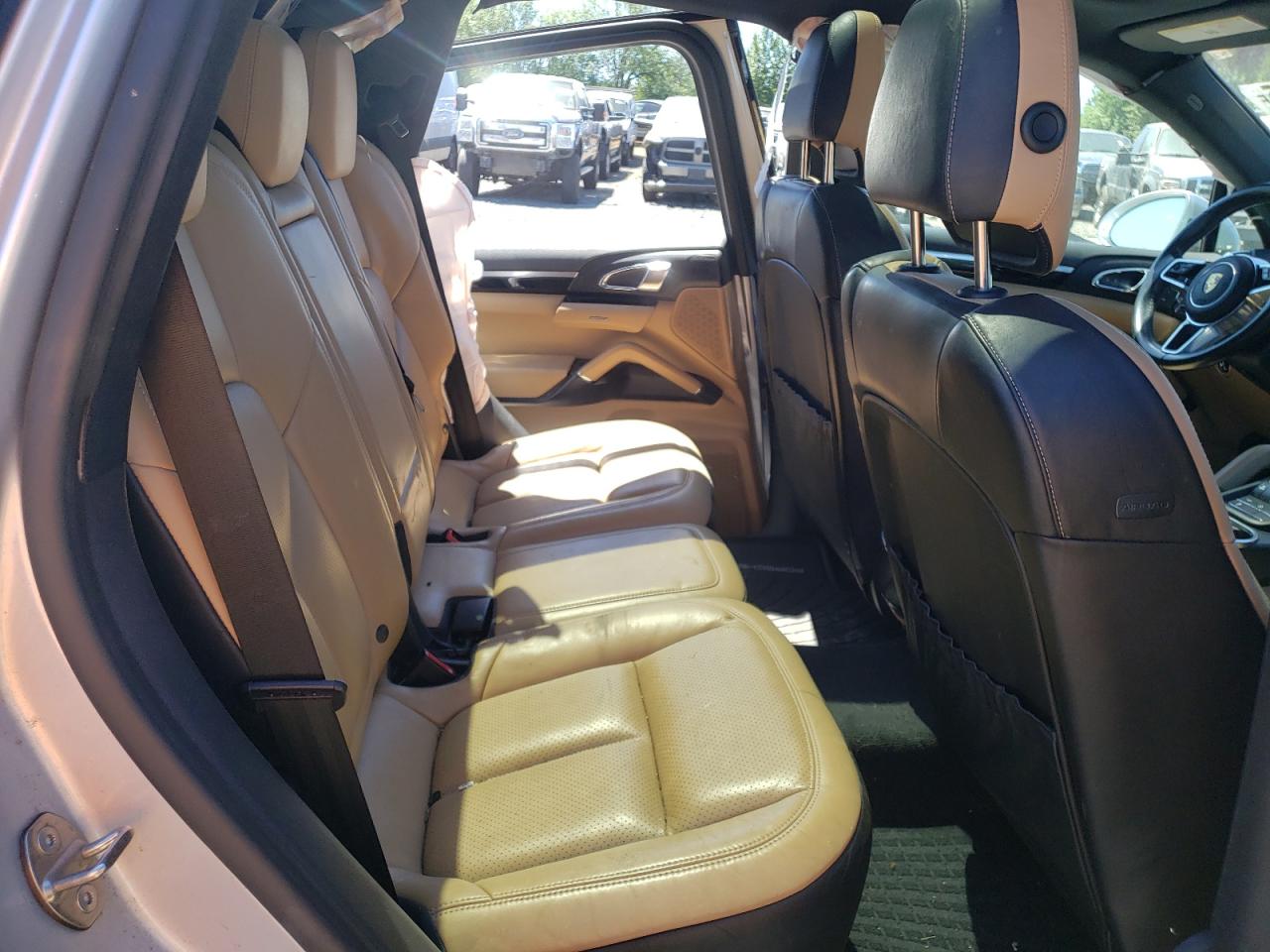 2016 Porsche Cayenne VIN: WP1AA2A28GLA11672 Lot: 64142585
