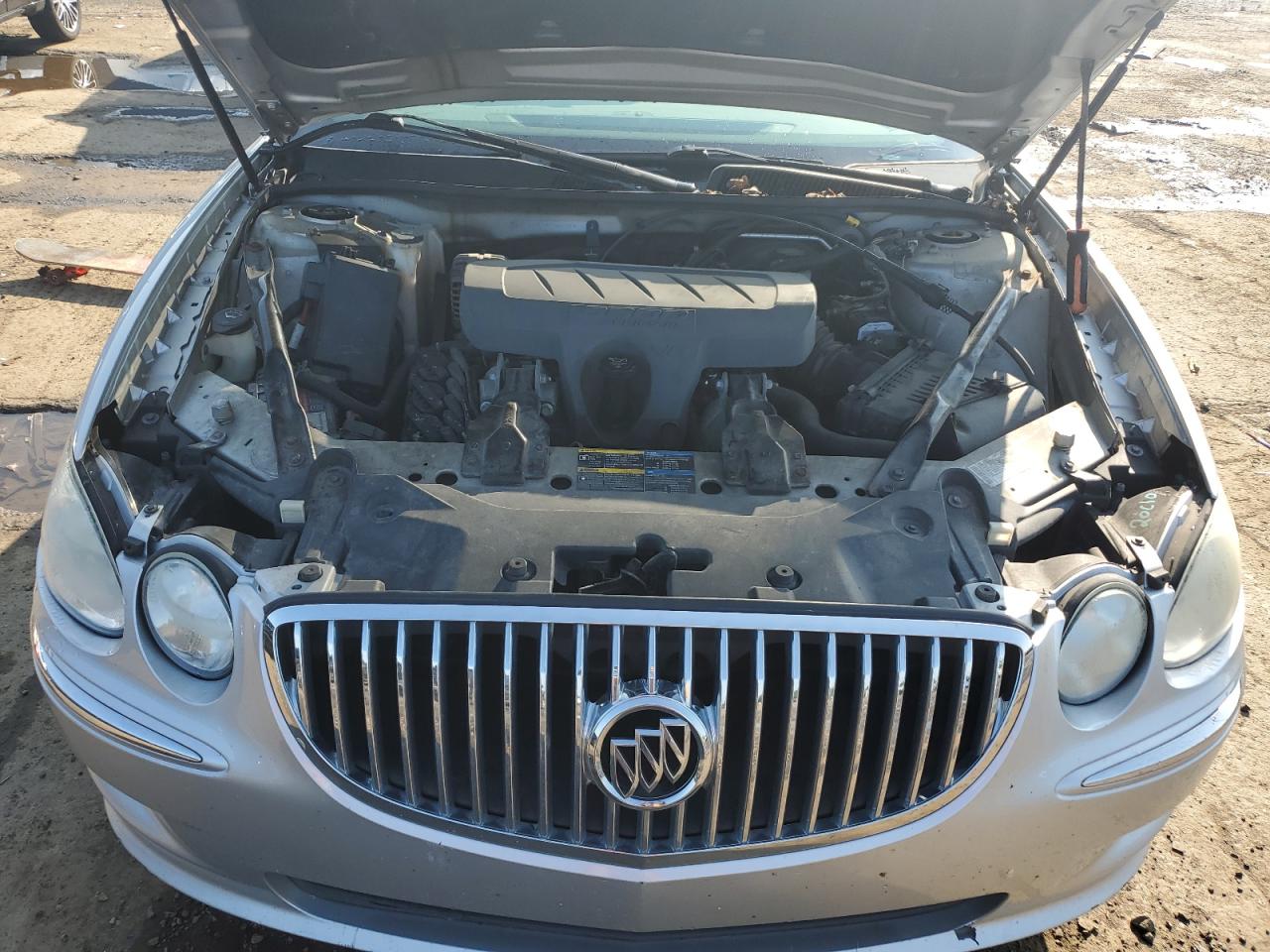 2009 Buick Lacrosse Cx VIN: 2G4WC582091177147 Lot: 63968545