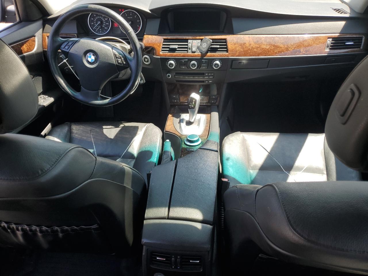 2008 BMW 535 Xi VIN: WBAPT73508CX01053 Lot: 65802955