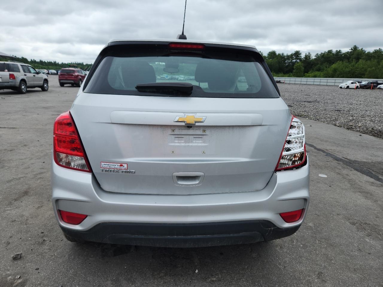 2019 Chevrolet Trax Ls VIN: 3GNCJNSB2KL332654 Lot: 64112255