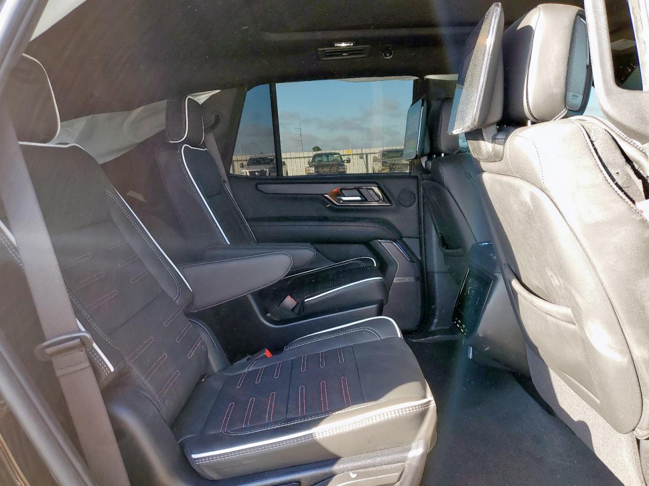 2025 GMC Yukon At4 Ultimate VIN: 1GKS2VRL2SR354585 Lot: 66182215